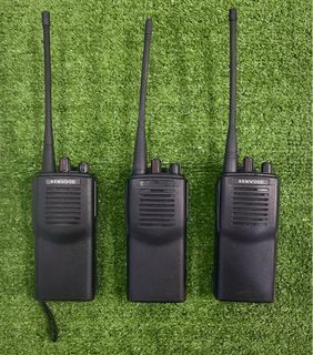 WALKIE-TALKIES 5KM 3PCS CHARGER BRAND KENWOOD