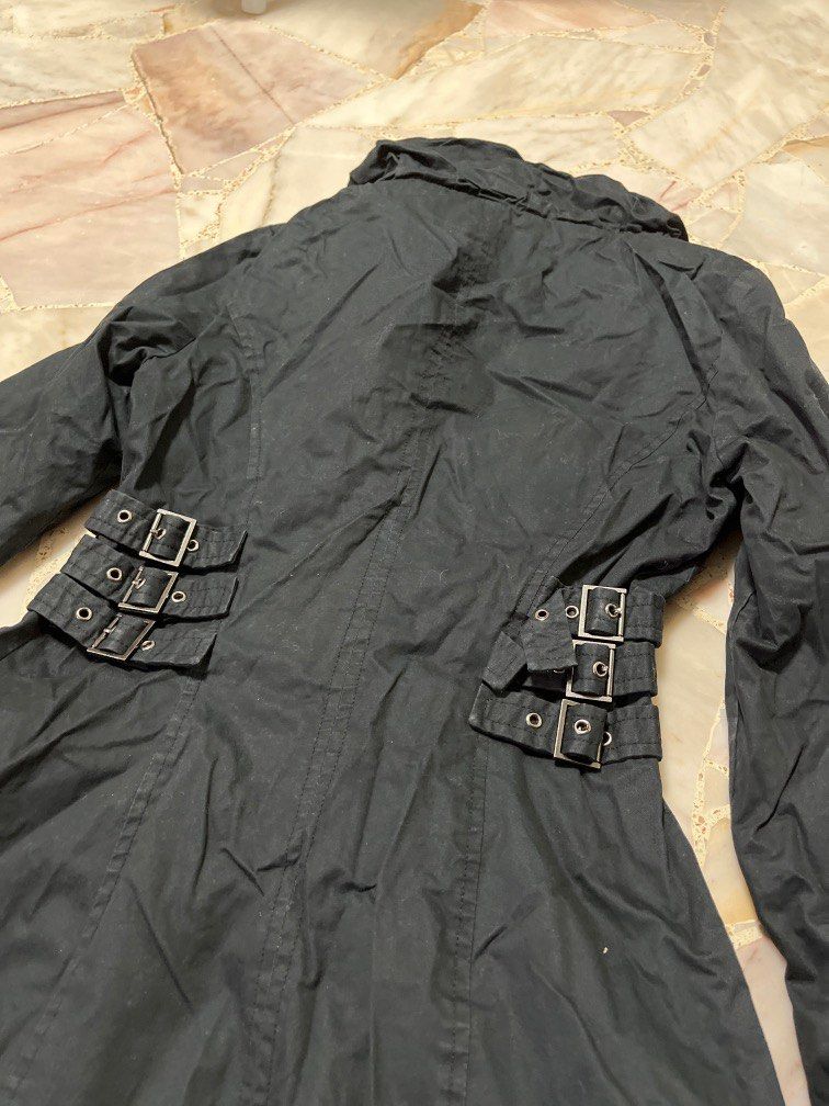 Warehouse trench deals
