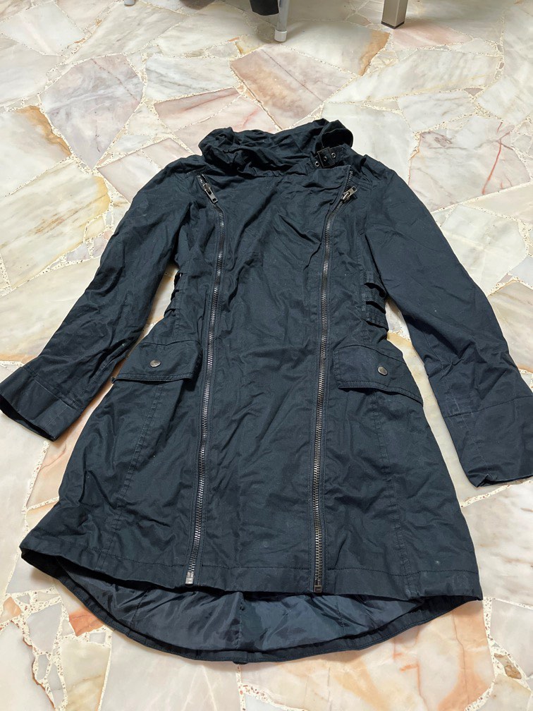 Warehouse discount black coat