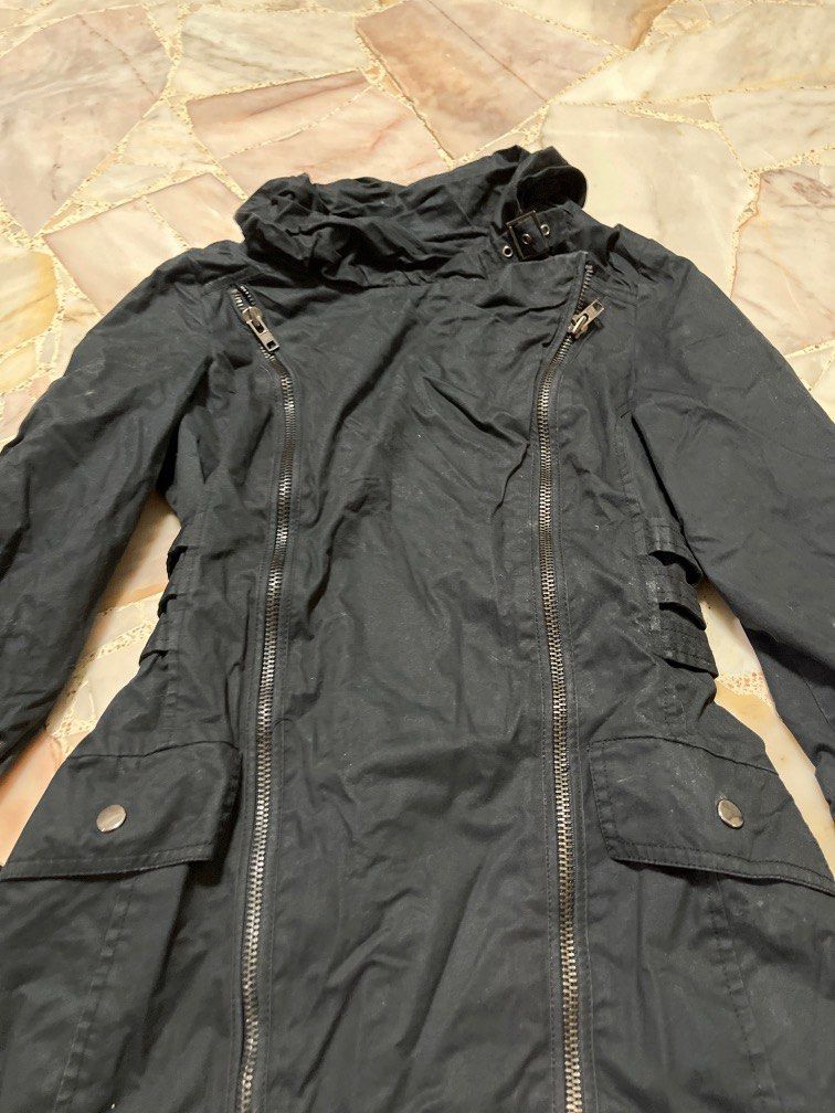 Warehouse outlet black jacket