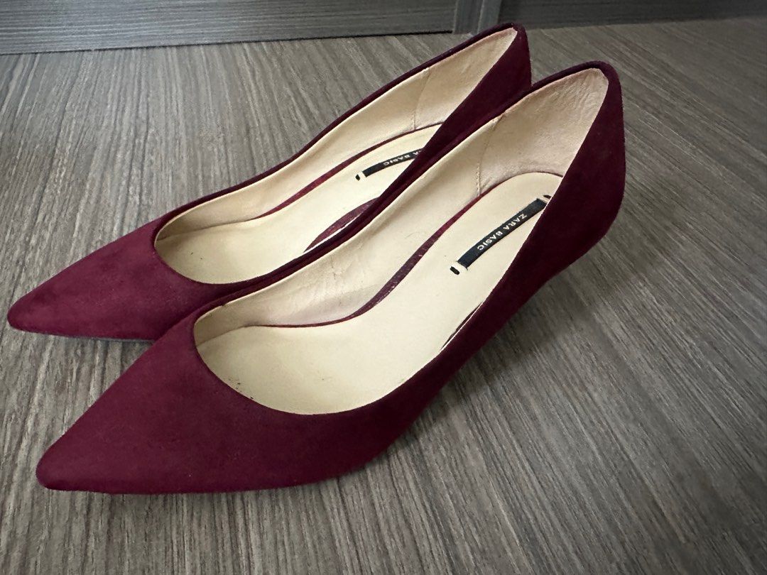 Xara kitten heel suede pumps (Category: Heels) located in Paranaque City. Submitted by marapsison (Listing ID 1252267850, Image 1). Description: Rfs: no longer fits Never worn outside.