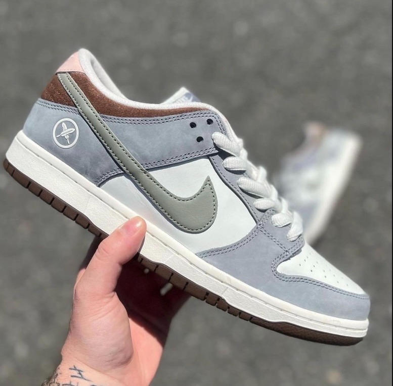 Yuto Horigome x Nike SB Dunk Low 合作款灰白, 女裝, 鞋, 波鞋- Carousell