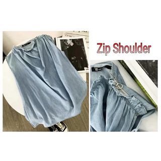 0078 Women Blue Sleeveless Pleated Top With Shoulder Zip Blue Medium Size