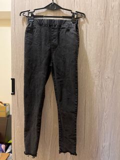 女童鬆緊彈性合身牛仔長褲（150碼）黑色