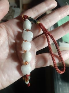 翡翠玉豬串