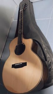（分類：）位於 。 由 chloecky96 提交（商品編號 1253960676，圖片 1）。簡介： 。