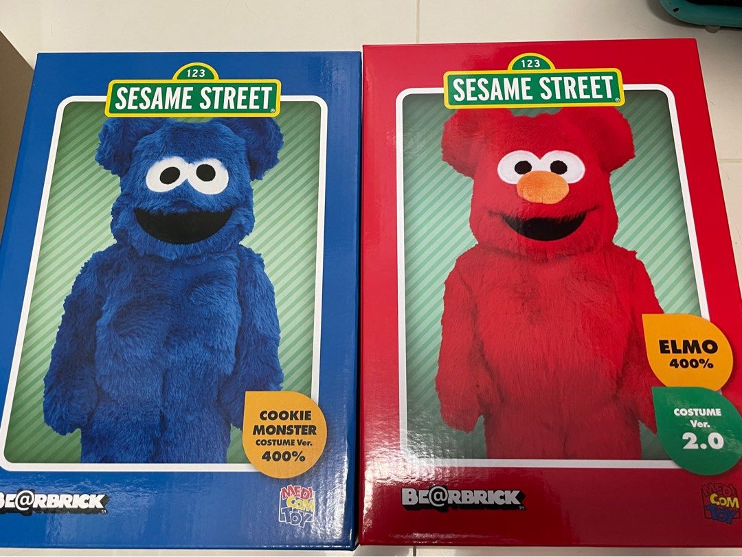 賣全新bearbrick 400% Elmo 2.0 + Cookie Monster, 興趣及遊戲, 玩具