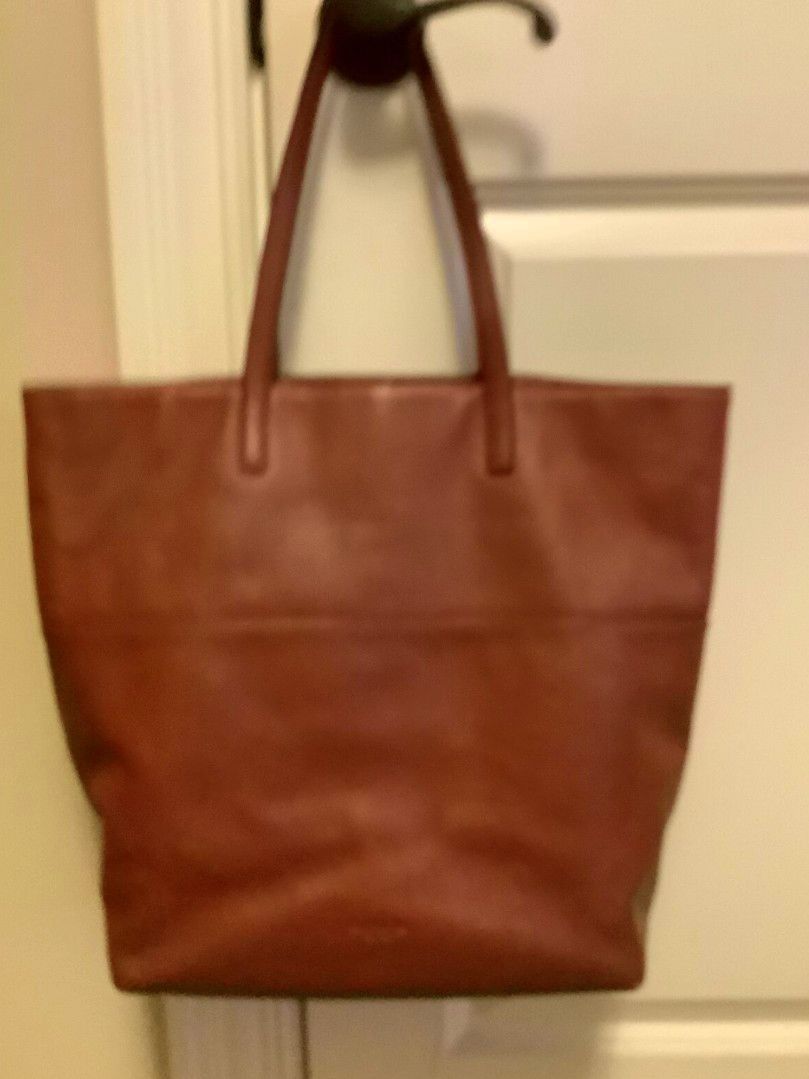 AUTHENTIC COACH COGNAC LEATHER TOTE BAG Hobbies Toys Toys