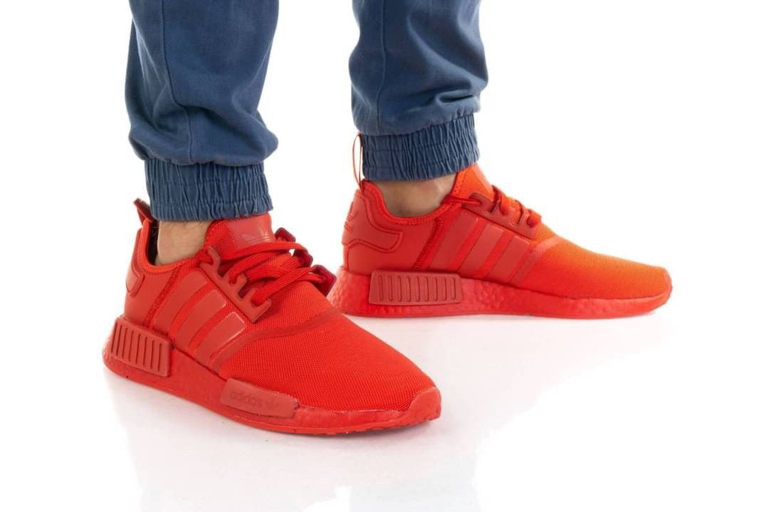 adidas NMD R1 FV9017