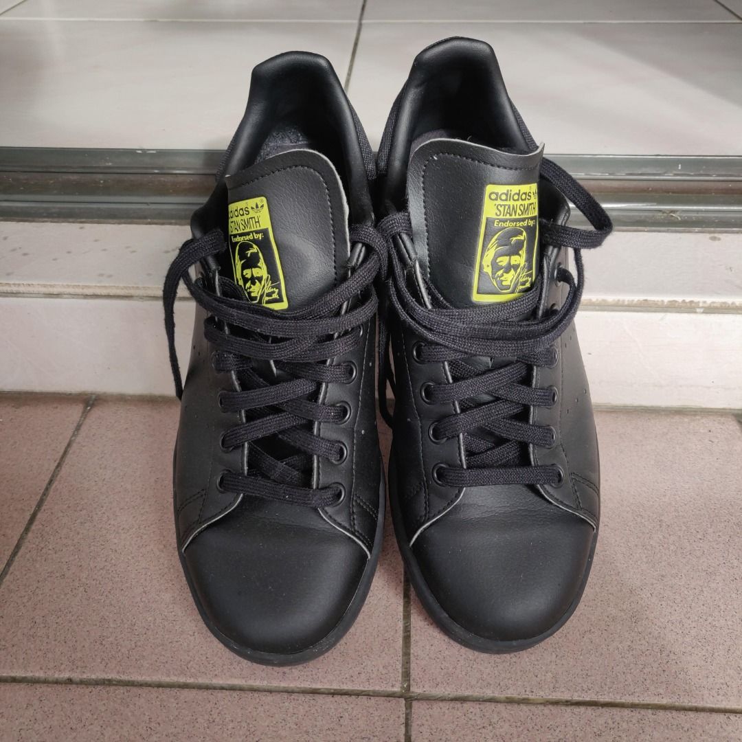 Stan smith black black hotsell