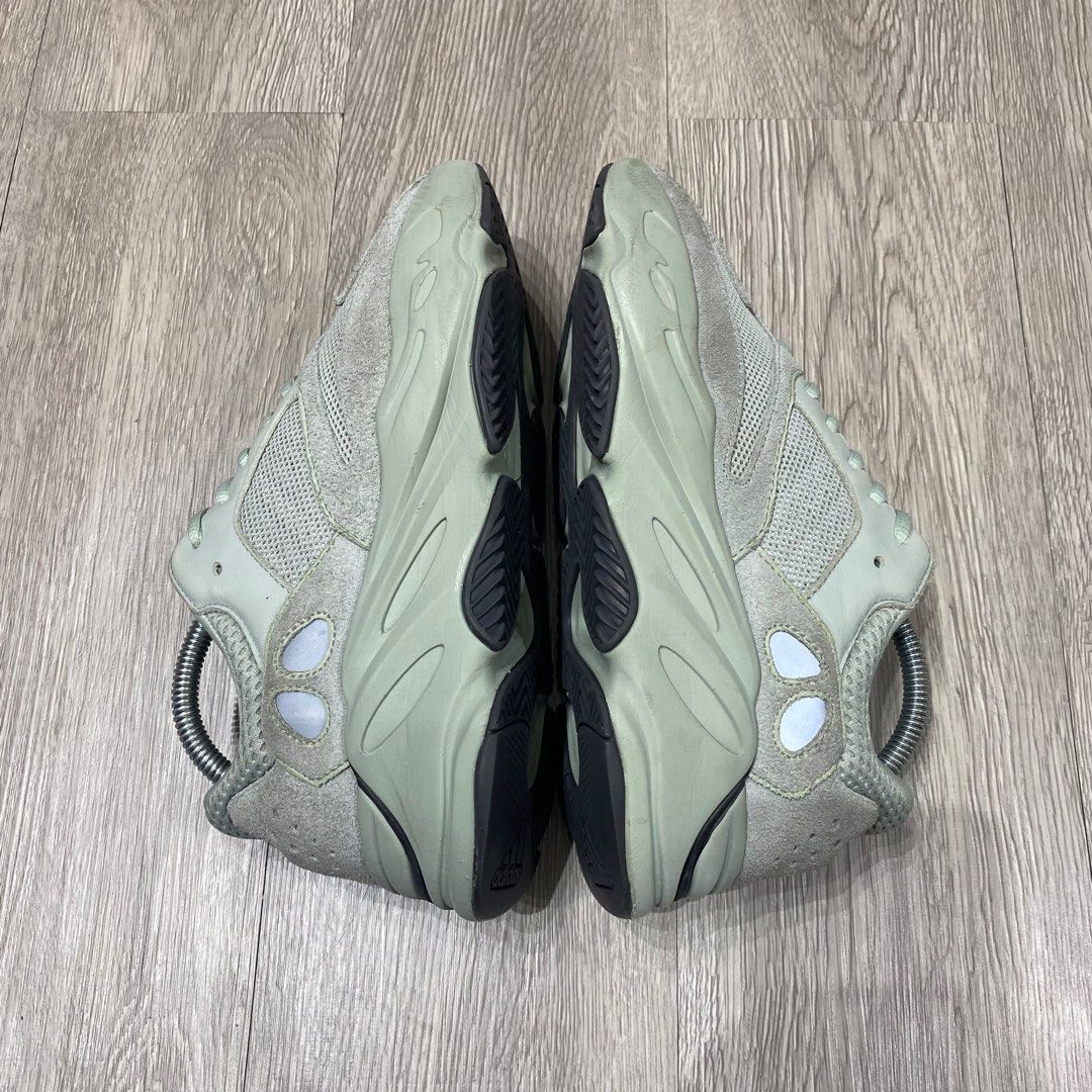 69 yeezy 700 clearance