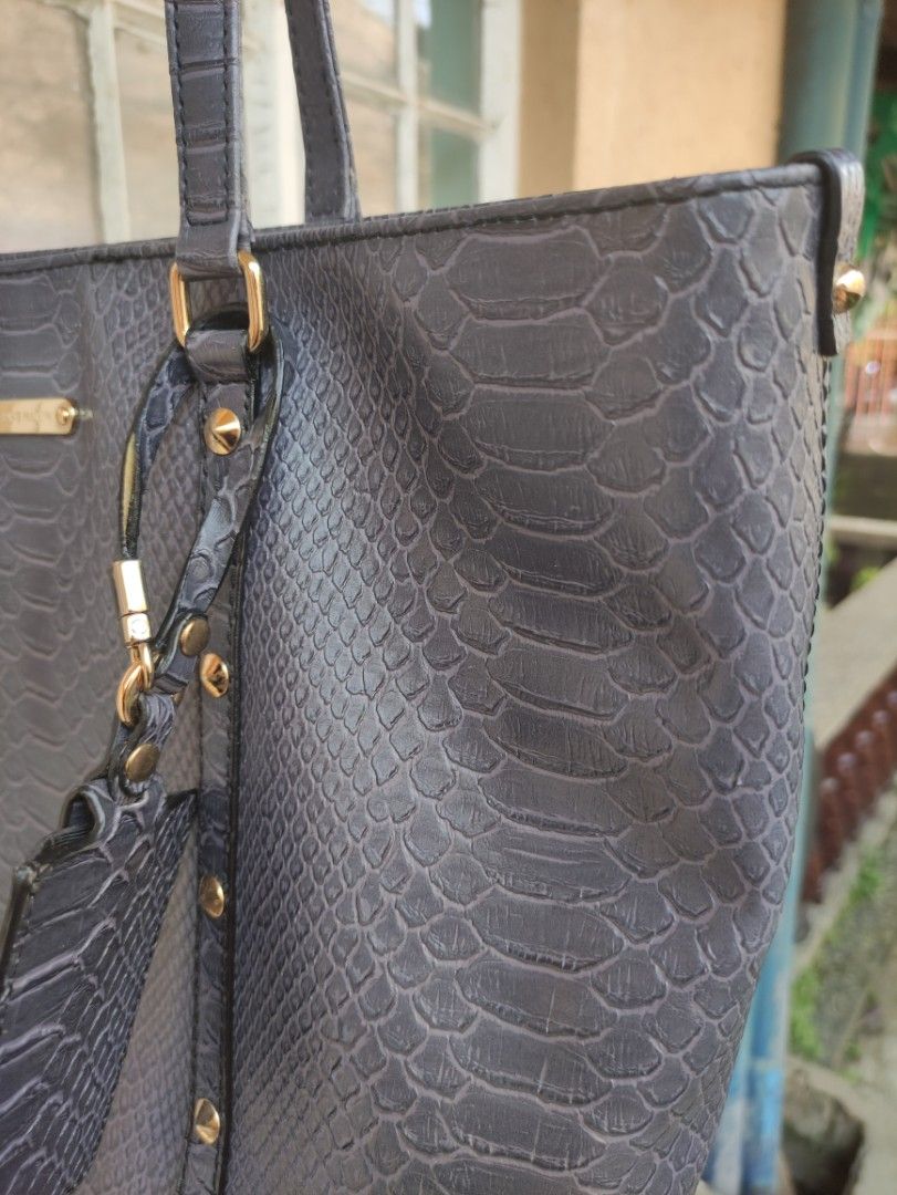 Anne Klein Snake Skin Tote Bag Women s Fashion Bags Wallets Tote Anne Klein Snake Skin Tote Bag Women s Fashion Bags Wallets Tote