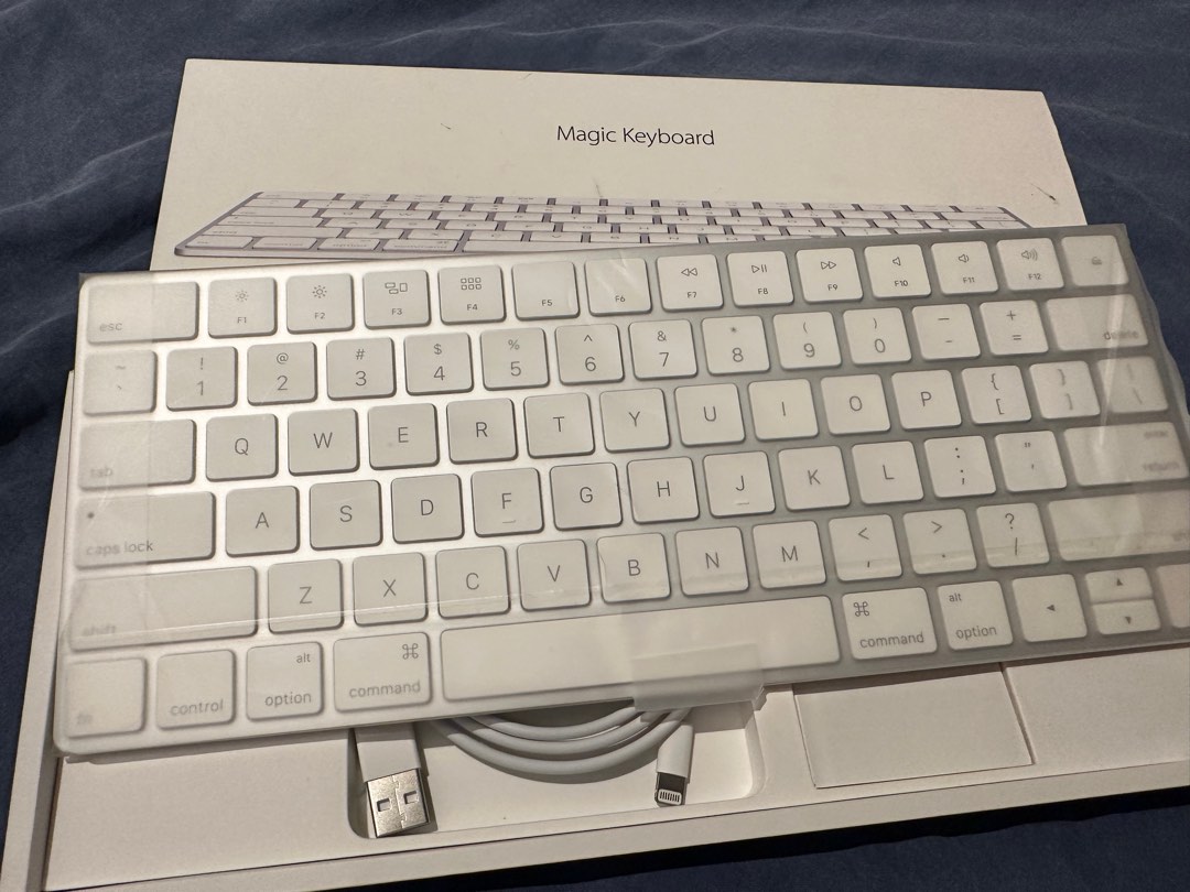 Apple Magic Keyboard, Computers & Tech, Parts & Accessories, Computer ...