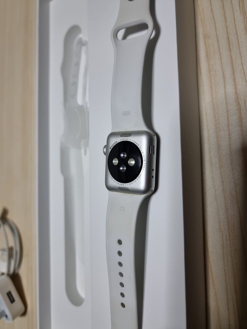 Apple watch 38mm white sport band new arrivals