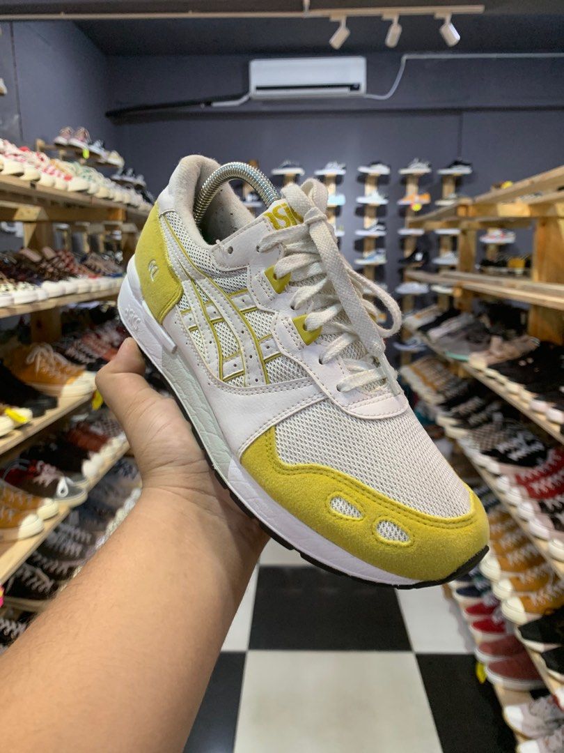 Asics gel lyte white cheap mustard