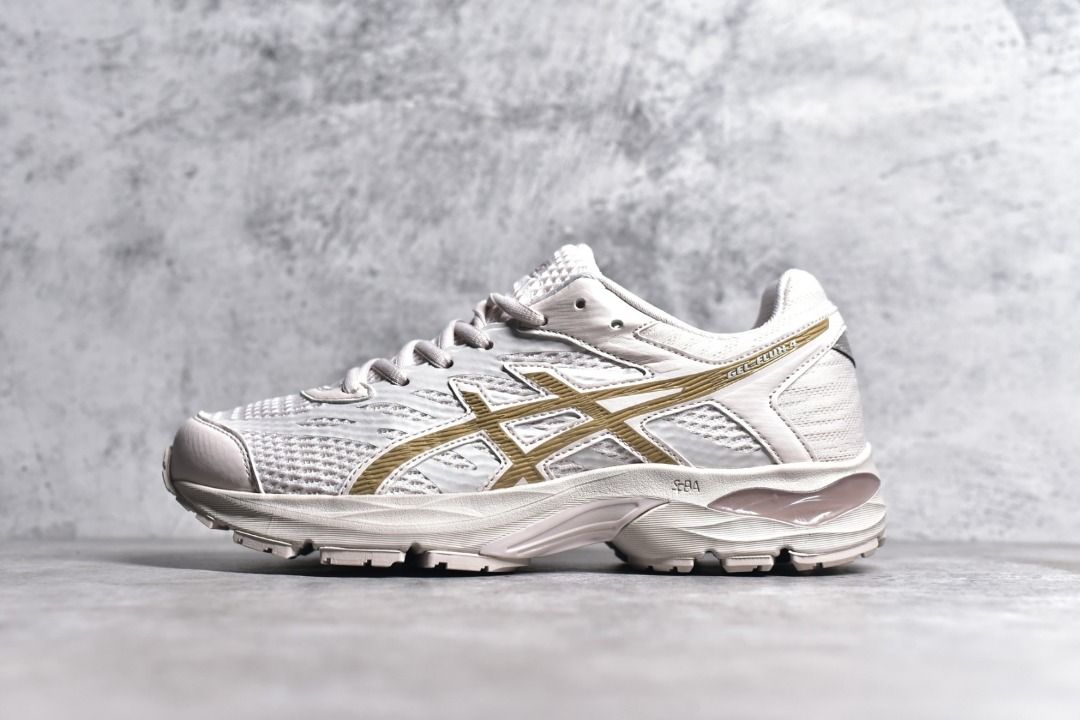 https://www.carousell.sg/p/asics-gel-flux-4-cream-gold-running-shoes-1253910779/