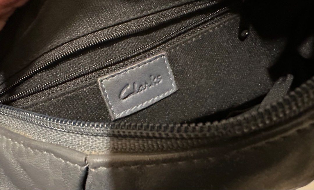 Clarks on sale messenger bag