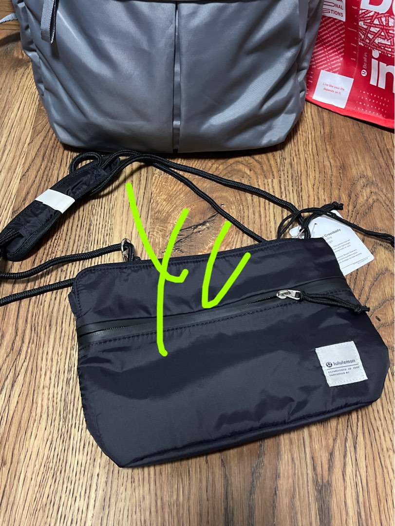 aevor travel backpack Pack - Rucksack resistant finish Color:Black & Gold Availability_Awaiting Stock Leather 13 Inch Laptop