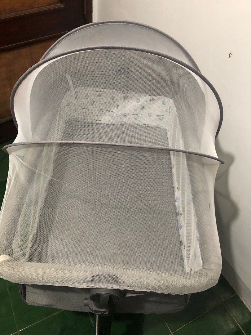Moises crib 2025