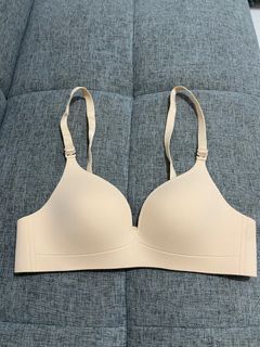 (Category: ) located in . Submitted by shopwinx (Listing ID 1253975386, Image 1). Description: .