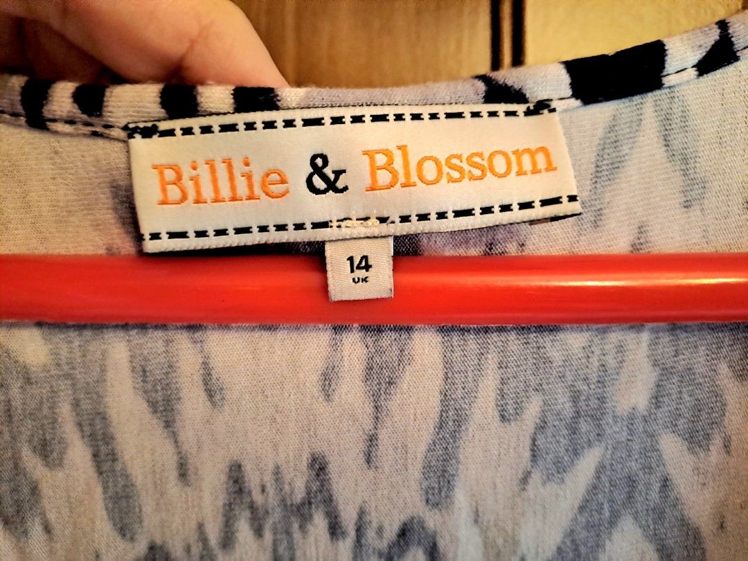 Billie & blossom cheap purple shift dress