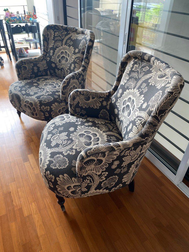 World market reading clearance chair