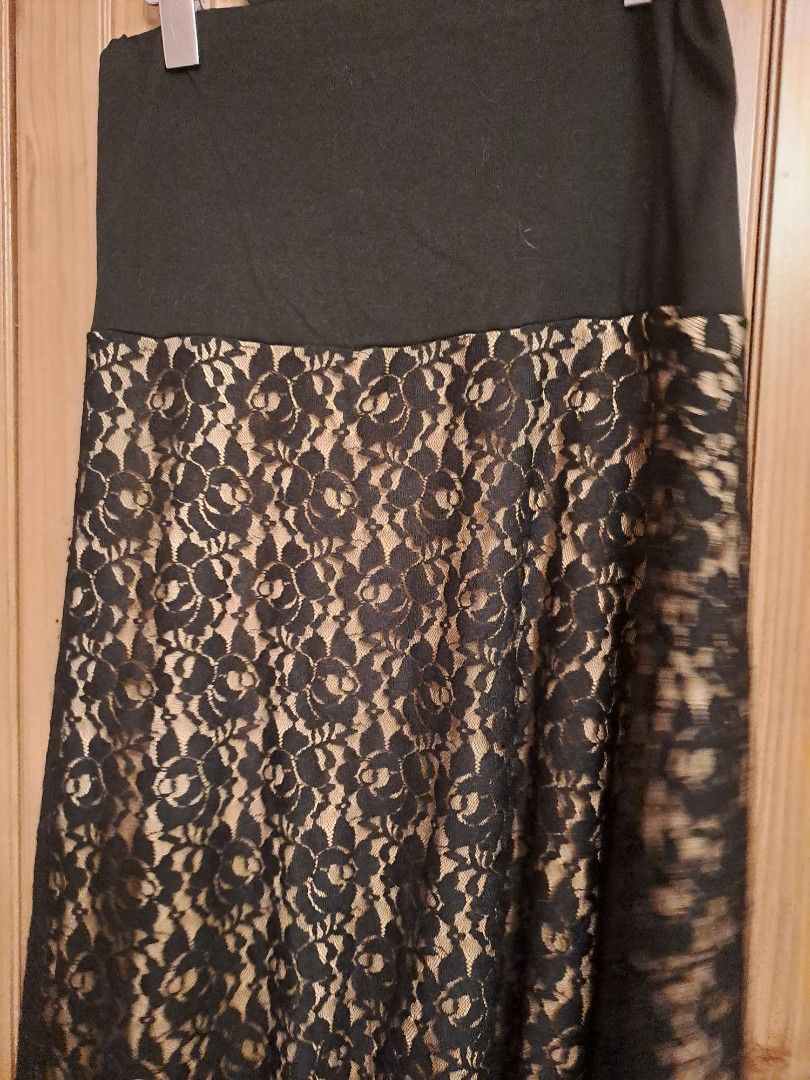 Gold hotsell skirt xl