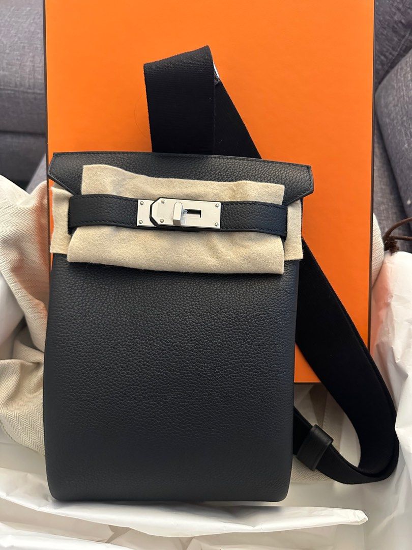 Hermes Hac a Dos PM Backpack Men's Bag Bleu Nuit Togo Palladium Hardware