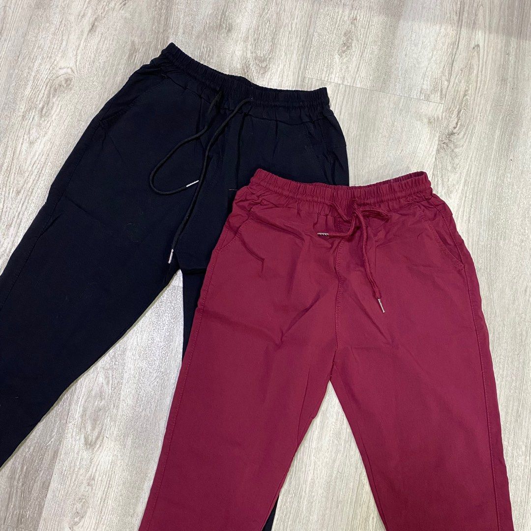 BUNDLE | Black & Maroon Trousers (S-M) (Category: Other Bottoms) located in Antipolo. Submitted by acecapsuleph (Listing ID 1254045520, Image 1). Description: ▫️bought this for 250 each (so 500 for this two pants) ▫️Super nice ng tela nito hindi siya madaling malukot, di rin mainit.