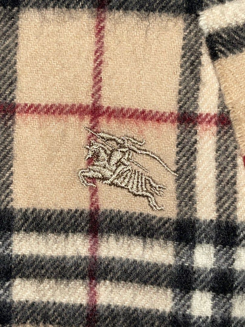 Burberry scarf david shop jones