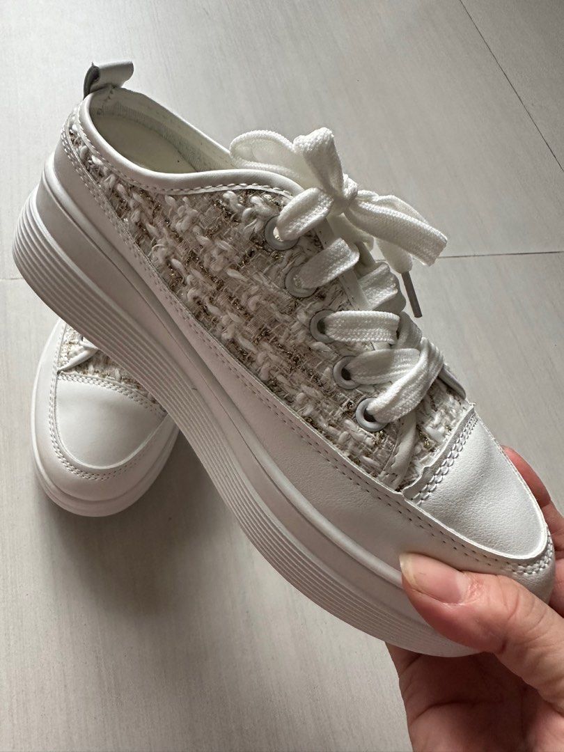 Casual slippers for womens best sale