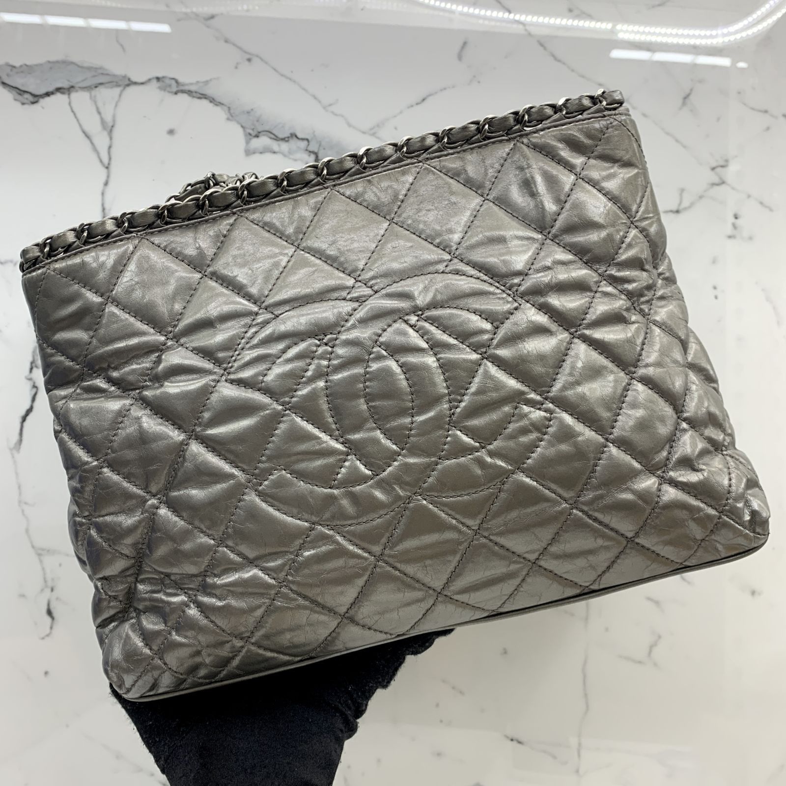 Chanel 22 metallic grey hobo bag medium, Luxury, Bags & Wallets on Carousell