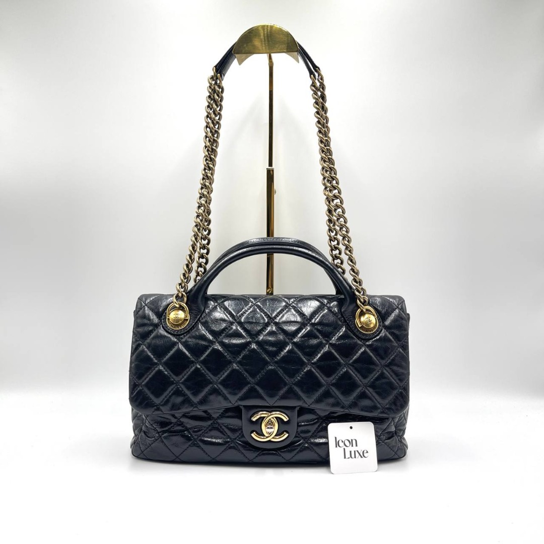 CHANEL Glazed Calfskin Castle Rock Medium Flap Black 222284