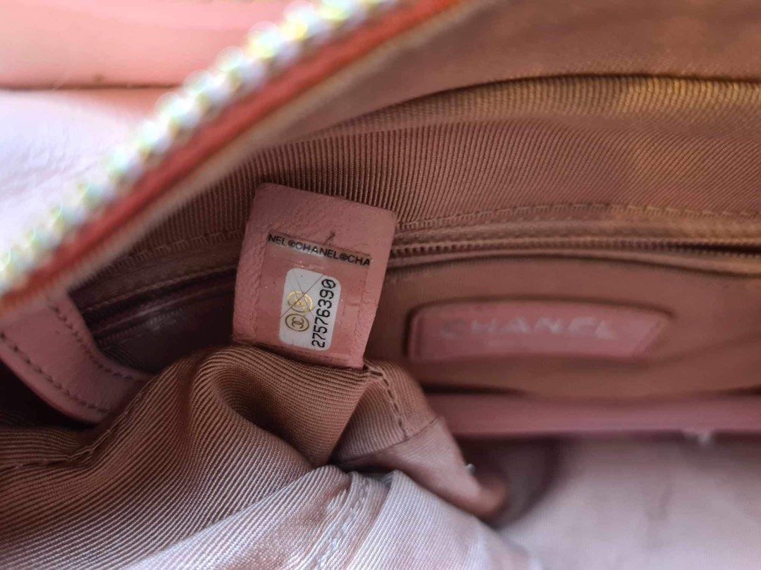 Chanel Medium 19 Flap Bag Cream Calfskin Mixed Hardware