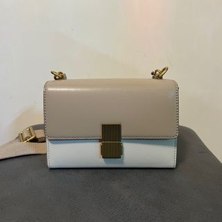 （分類：）位於 。 由 graceyyyyyc 提交（商品編號 1253970116，圖片 1）。簡介： 。