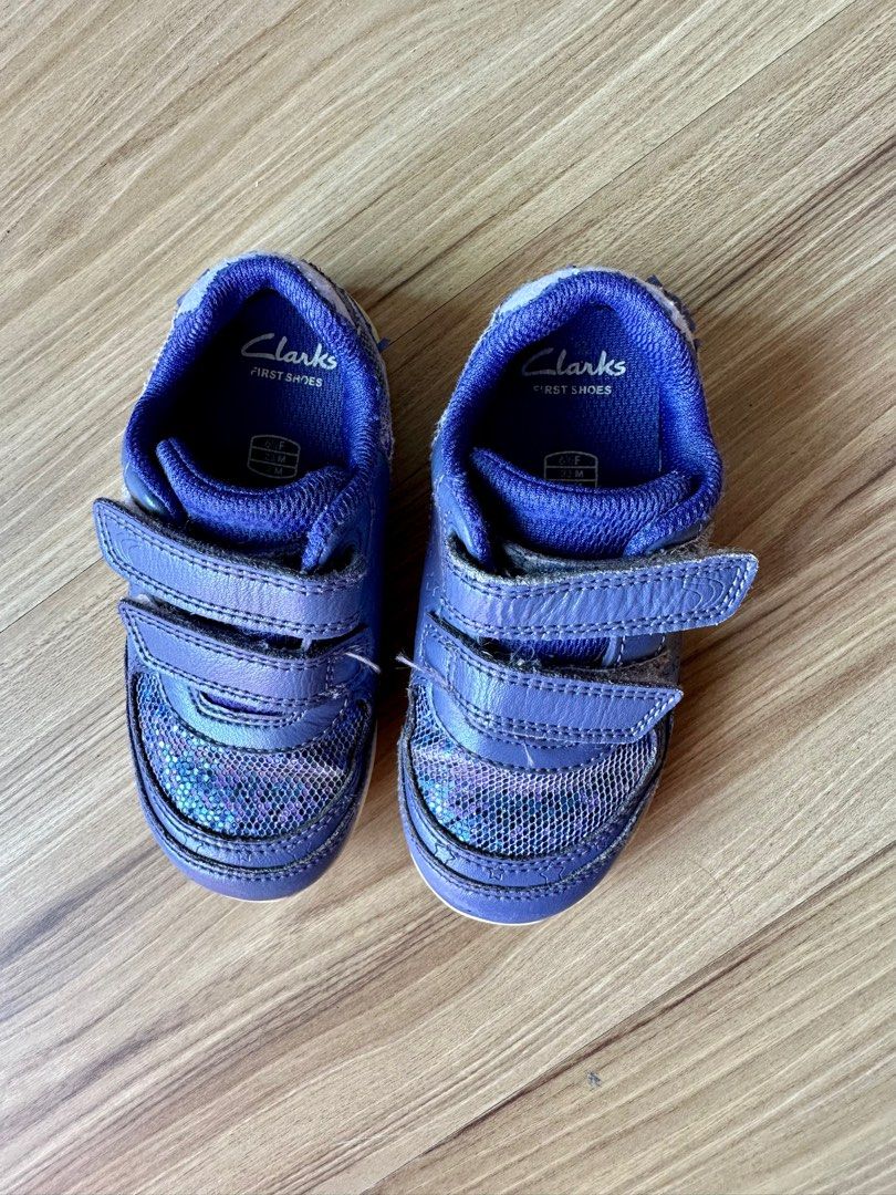Clarks Childrens Enfant Shoes original size US 7 Babies Kids