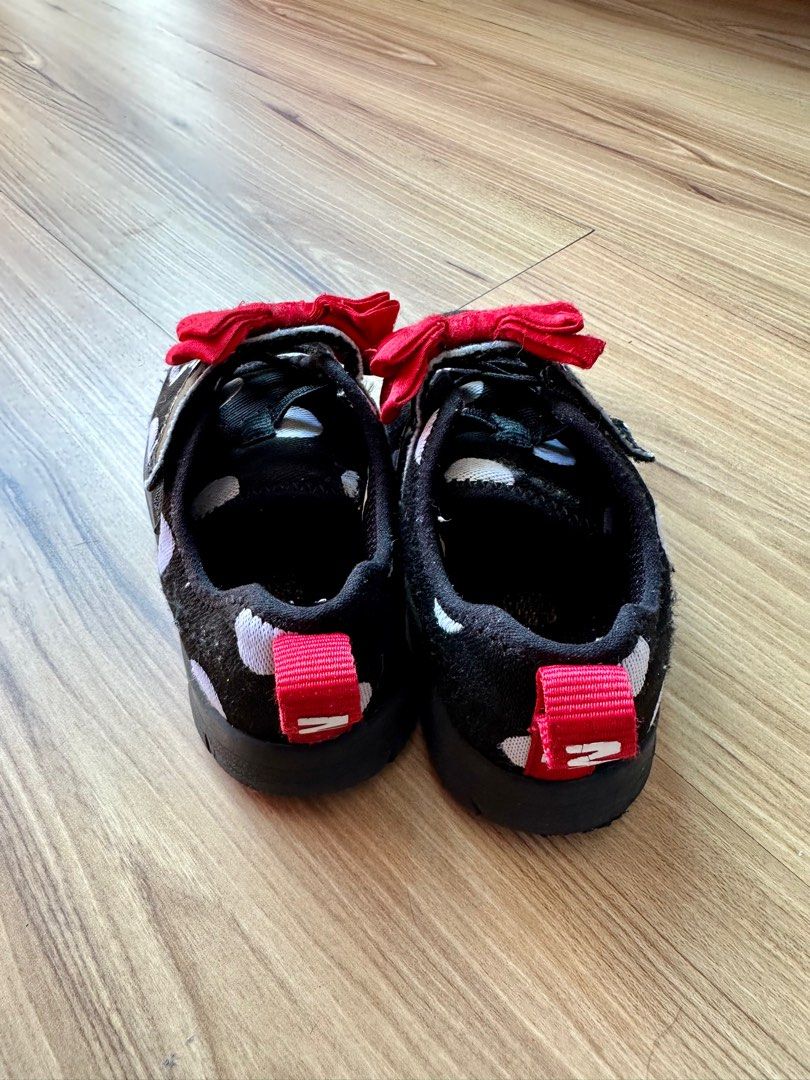 Clarks Childrens Enfant Shoes original size UK8G Babies Kids