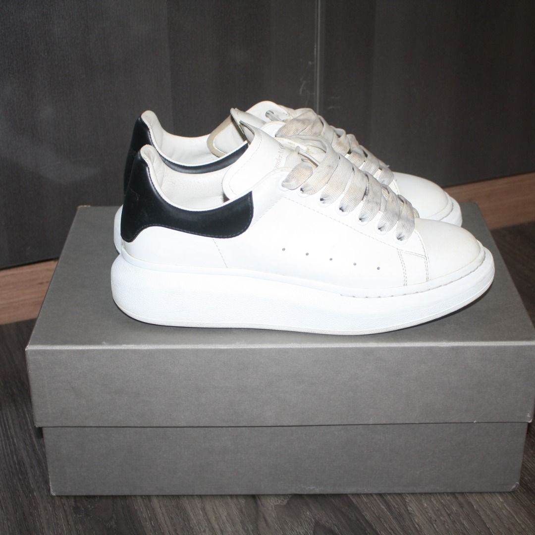 White alexander mcqueen trainers sale hotsell