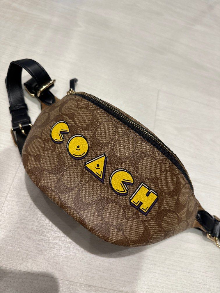 Coach pac 2025 man belt bag