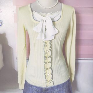 (Category: ) located in . Submitted by dolliboo (Listing ID 1254029862, Image 1). Description: .