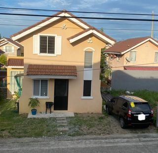Dasmarinas House and Lot for rent