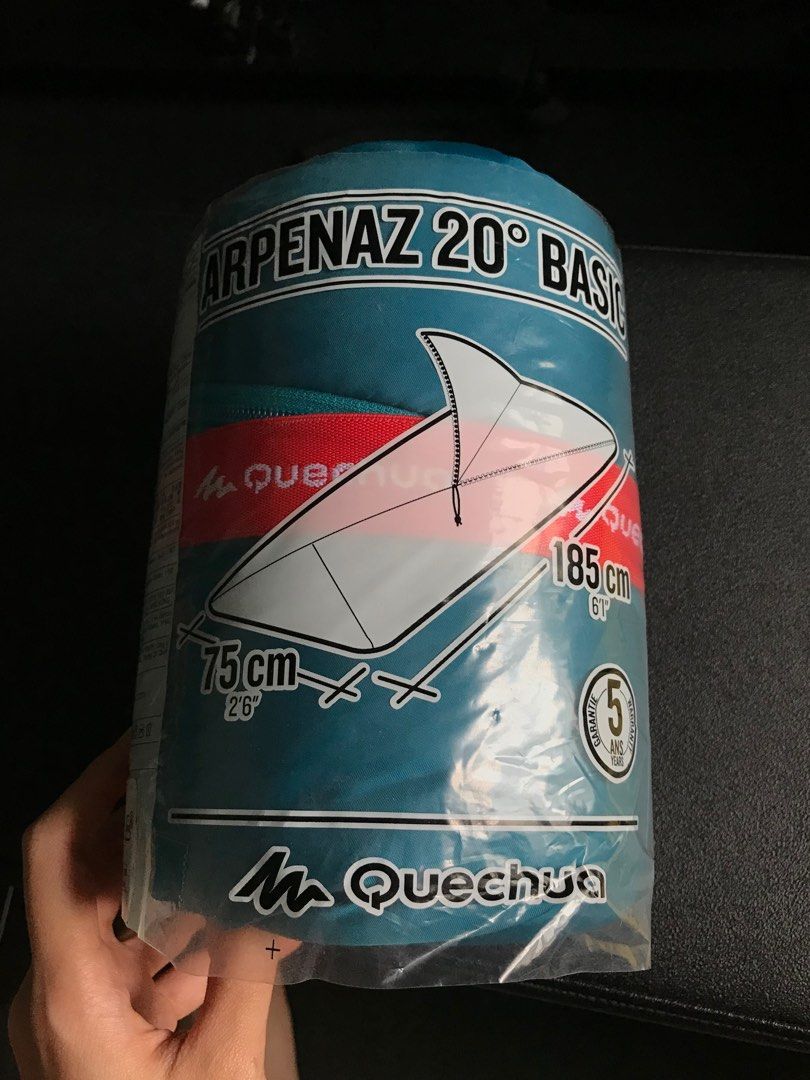 Decathlon Arpenaz 20 sleeping bag, Sports Equipment, Hiking & Camping