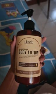Deviti body lotion dan wardah bright oil control