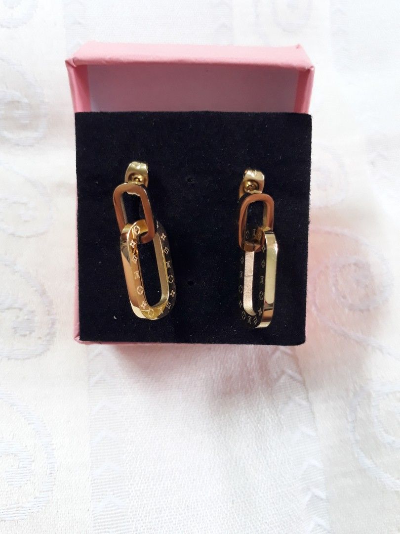 Cartier safety pin best sale earring