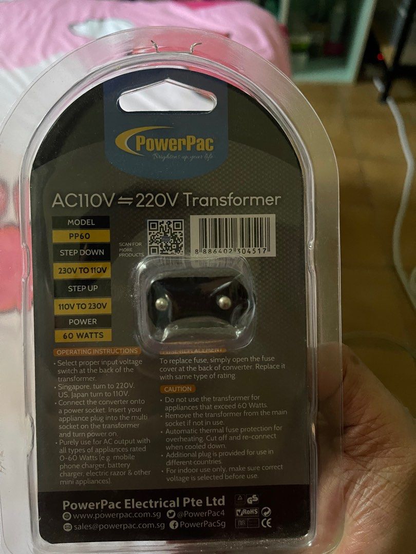 Dual voltage converter, Photography, Photography Accessories, Batteries