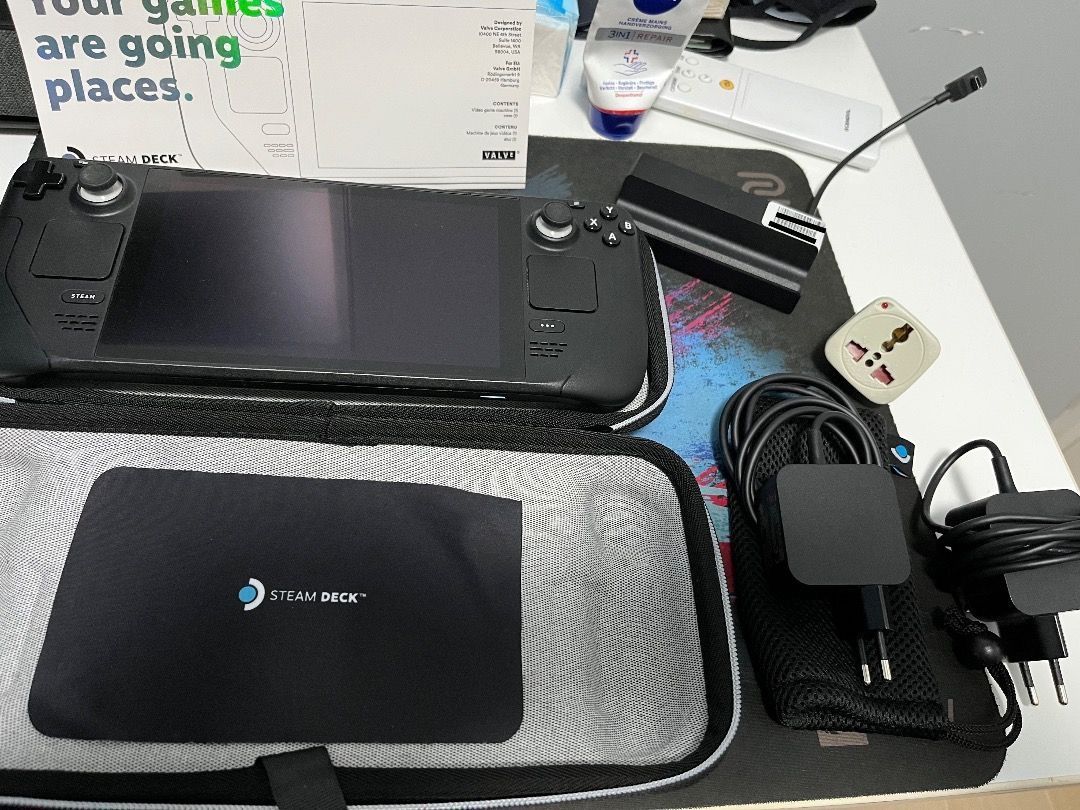 EU Steam Deck 512GB + Official Docking Station + 512GB SD card +