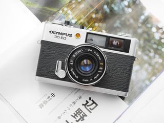 [FILM TESTED] Olympus 35 ED 35mm Film Rangefinder Camera
