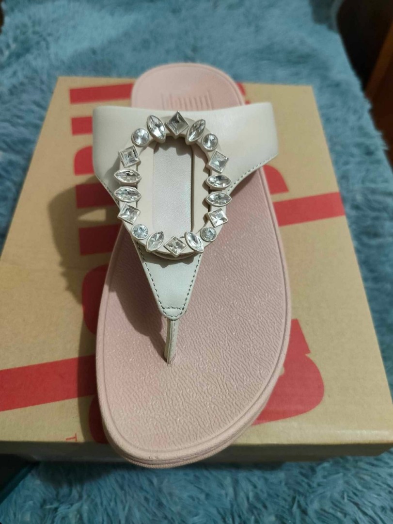 Fitflop Women s Fashion Footwear Slippers and slides on Carousell