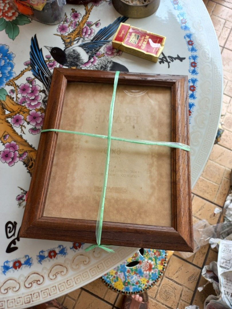 Frames solid wood 2 pcs (Category: Vintage Collectibles) located in Kuala Lumpur. Submitted by robert76888 (Listing ID 1253909983, Image 1). Description: 2 vintage item frame, all $48. deal at cheras..