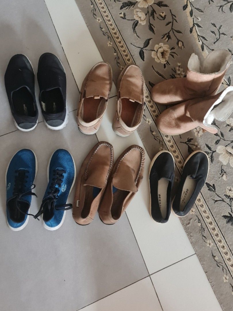 Free Hush Puppies and other Shoes Kasut can choose Men s